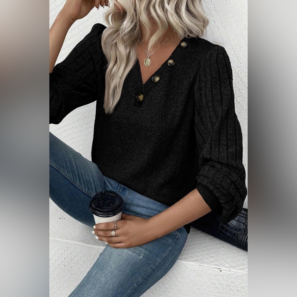 Solid Black V Neck Top Size Medium